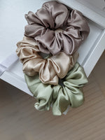 Load image into Gallery viewer, 3-Pack Jumbo Silk Scrunchies
