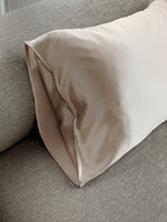 Load image into Gallery viewer, Queen Silk Pillowcase Champagne - Individual Case (1)
