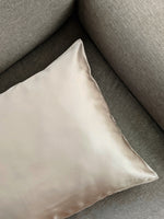 Load image into Gallery viewer, Queen Silk Pillowcase Champagne - Individual Case (1)
